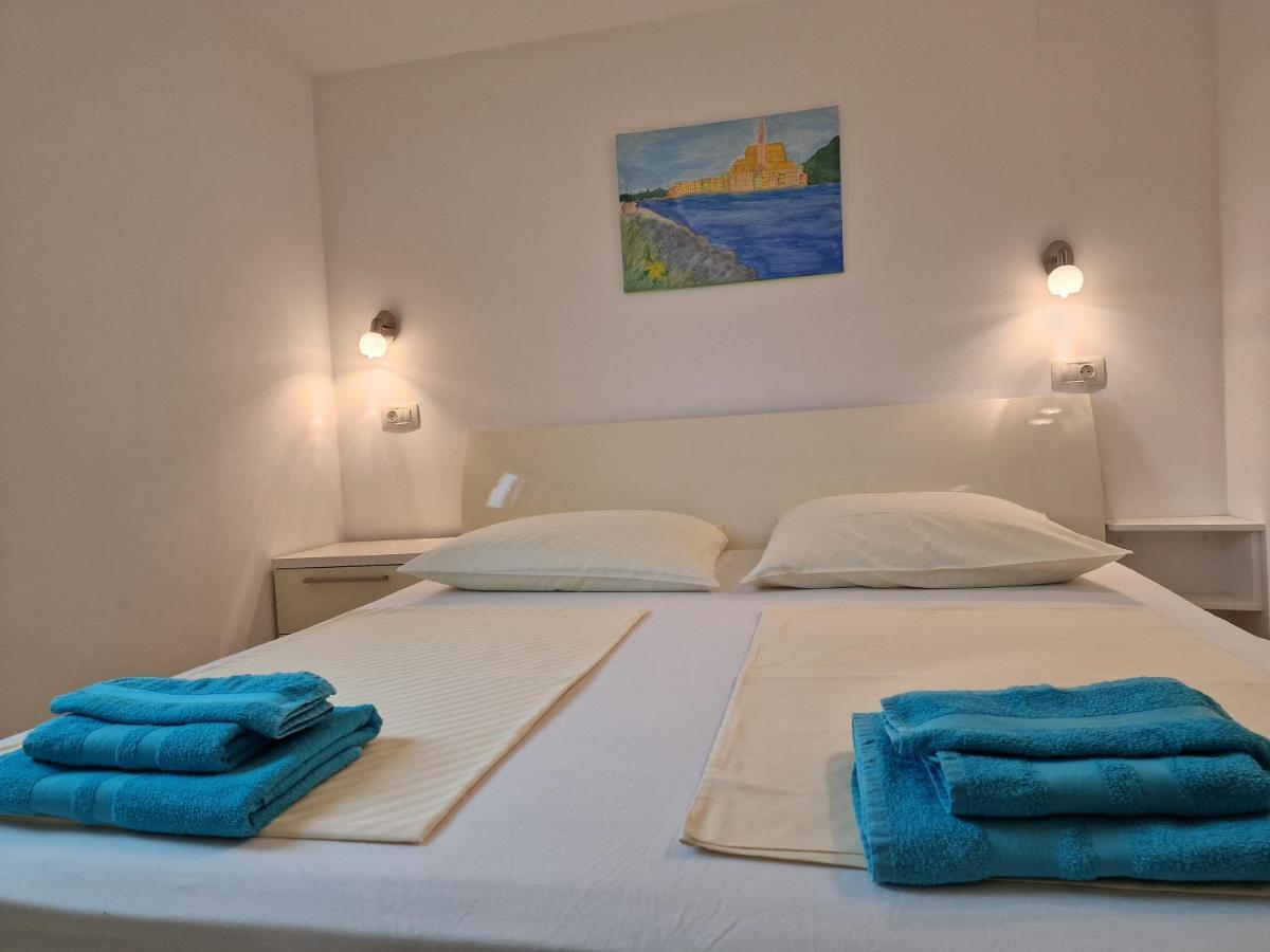 Keser Apartments Rovinj Buitenkant foto