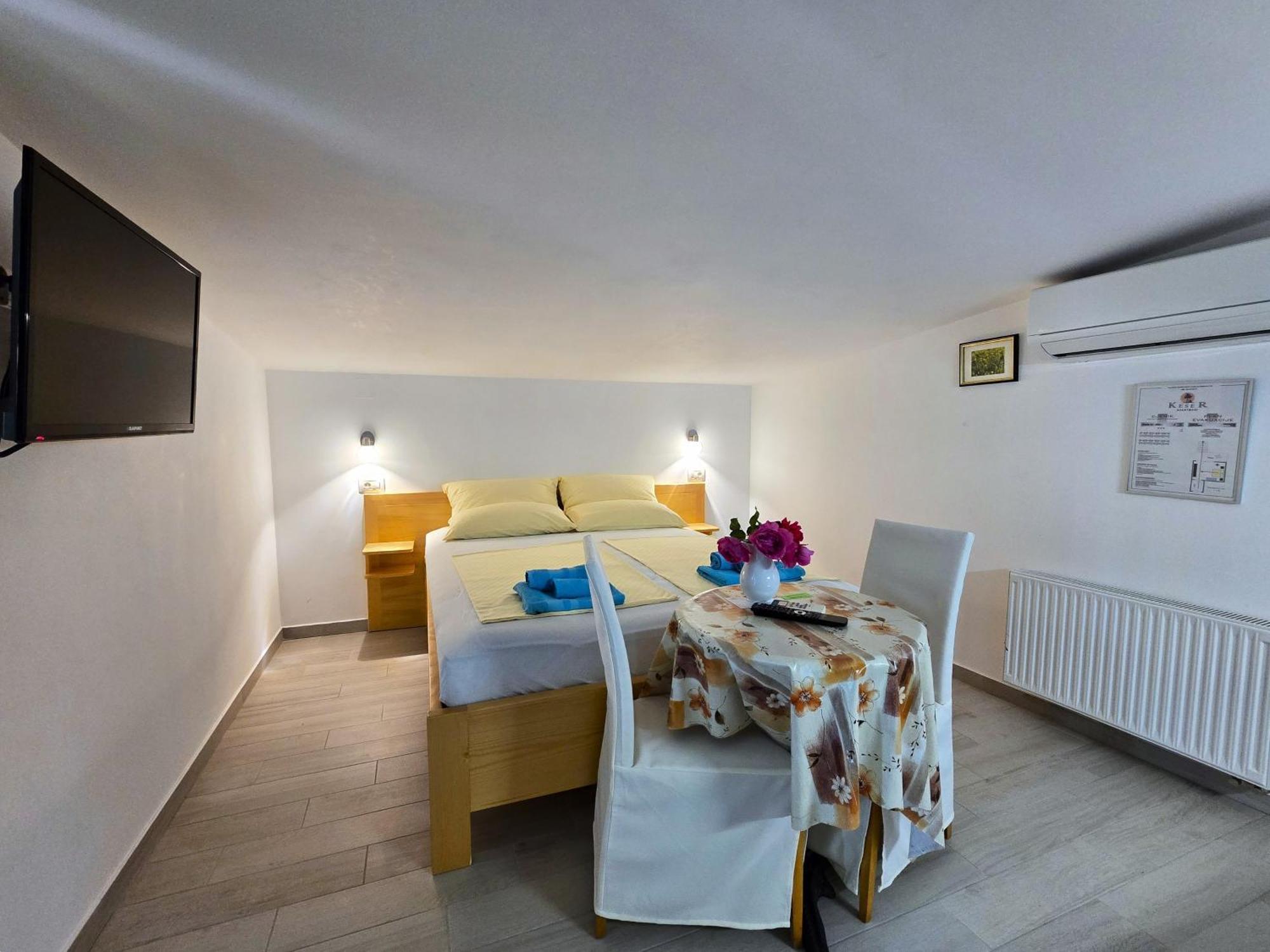 Keser Apartments Rovinj Buitenkant foto