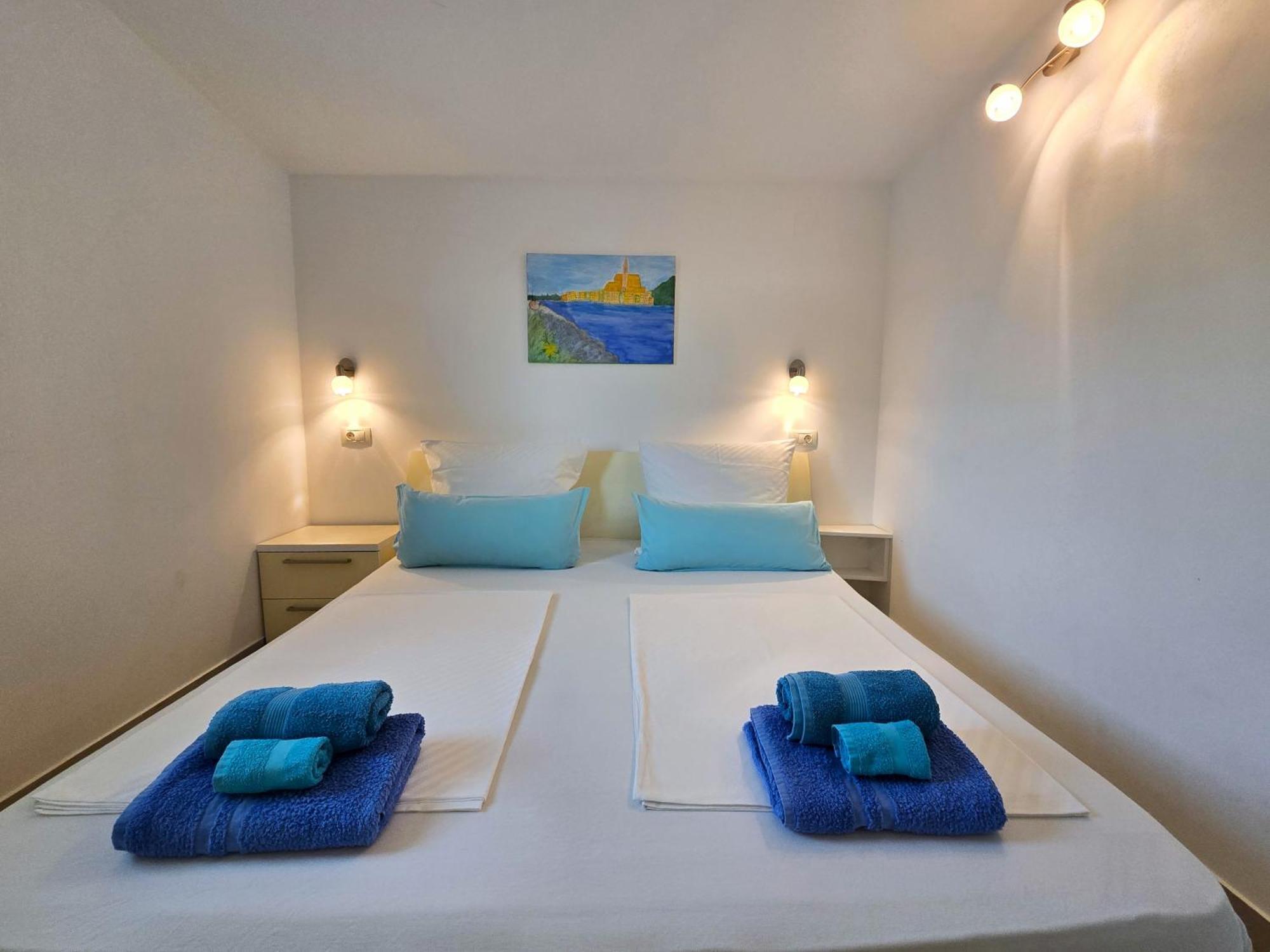 Keser Apartments Rovinj Buitenkant foto