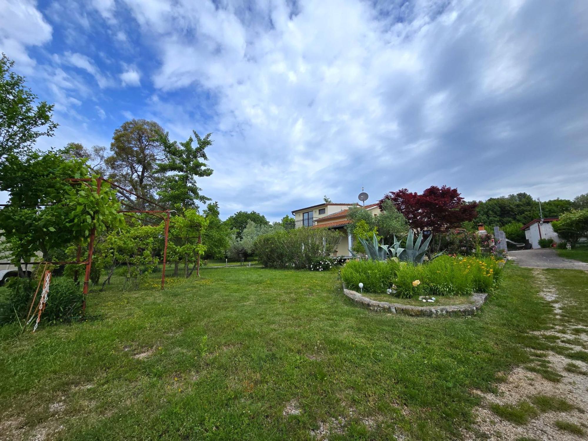 Keser Apartments Rovinj Buitenkant foto
