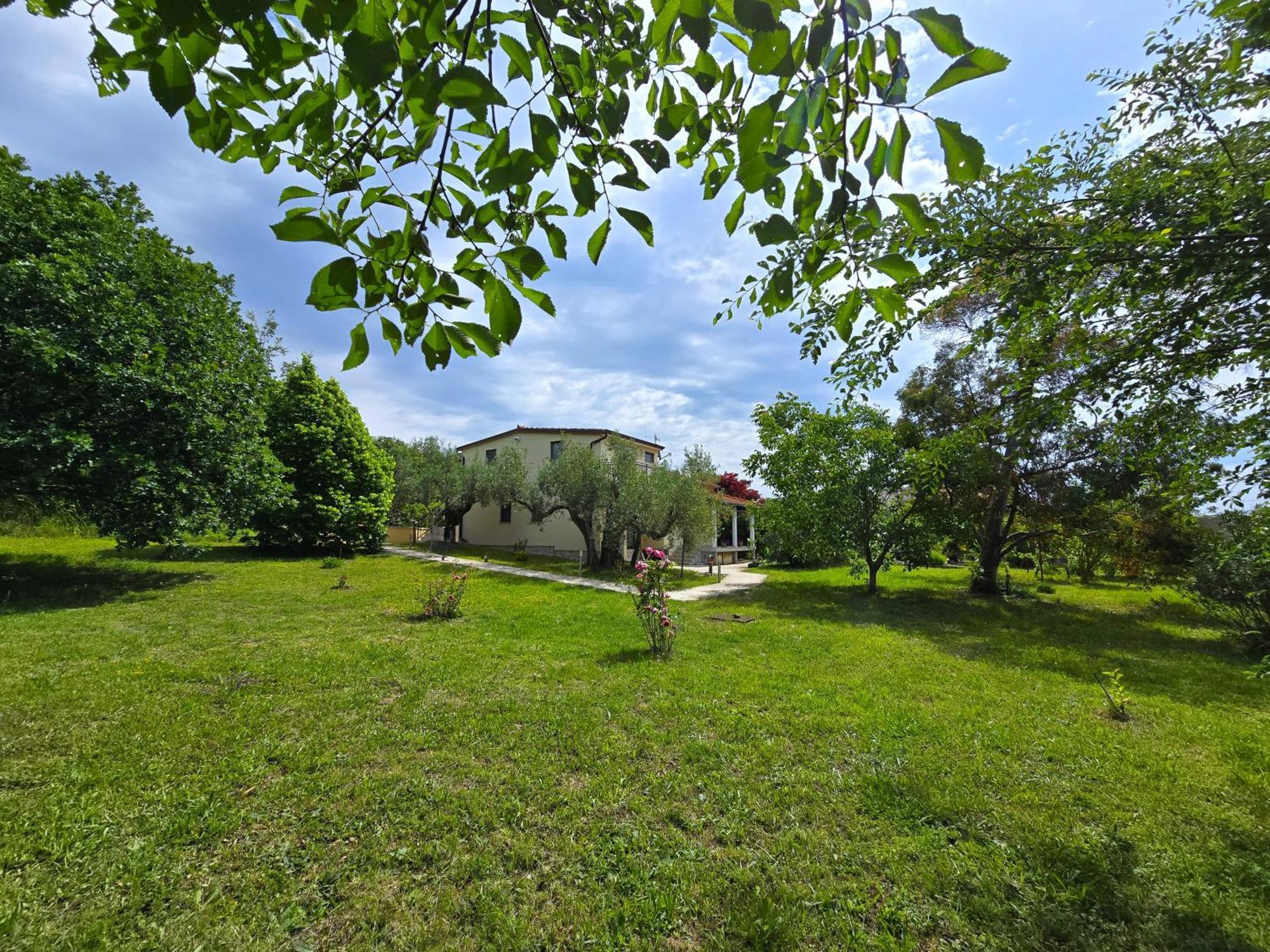 Keser Apartments Rovinj Buitenkant foto