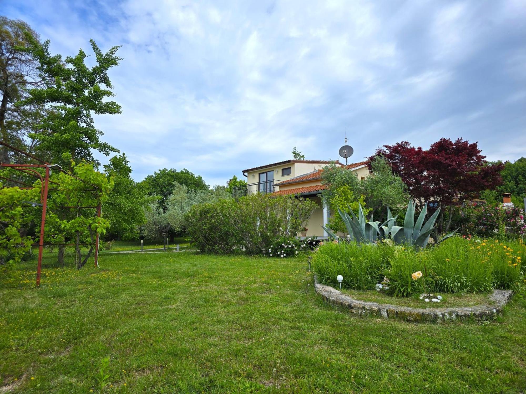 Keser Apartments Rovinj Buitenkant foto