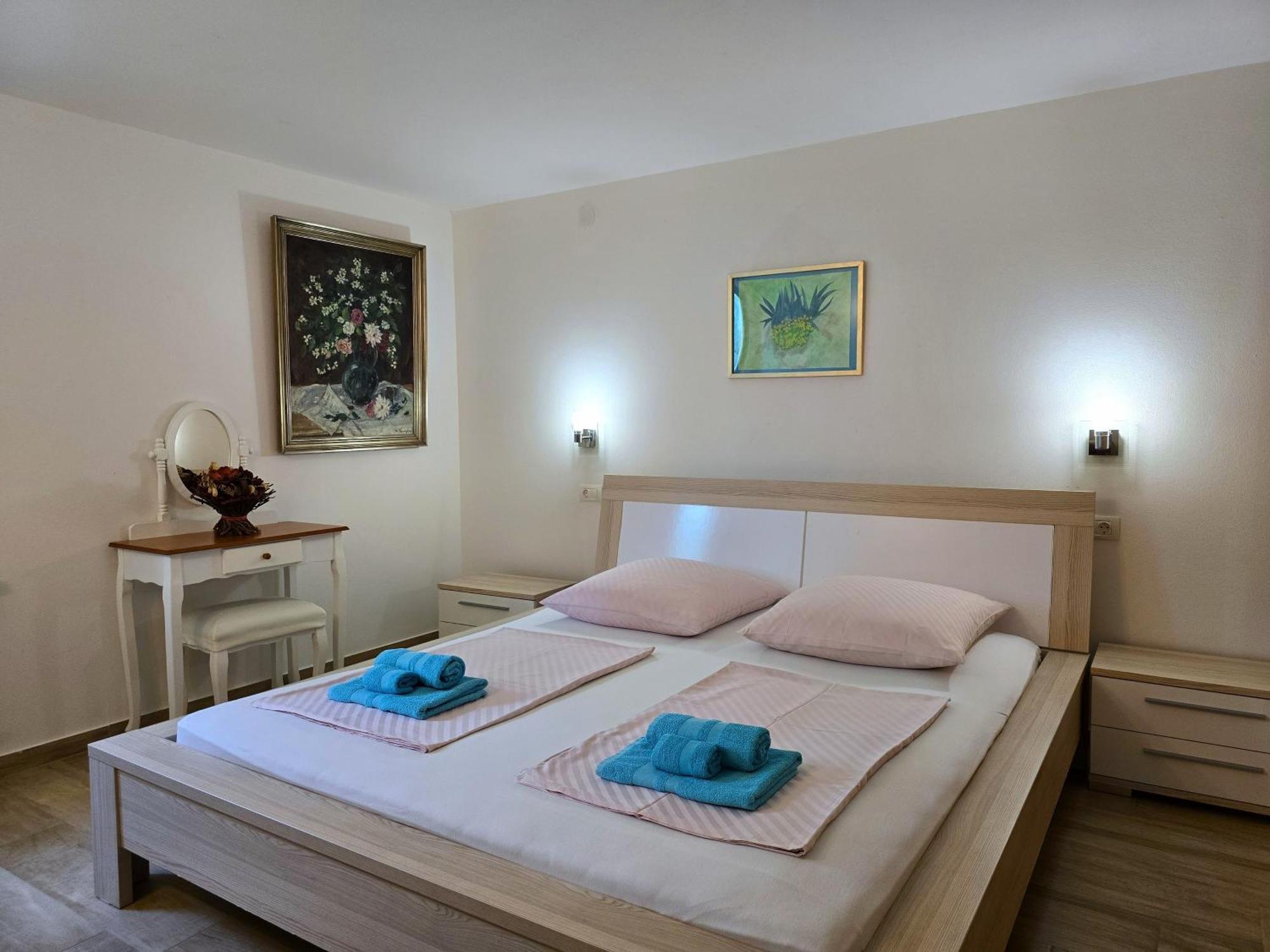Keser Apartments Rovinj Buitenkant foto
