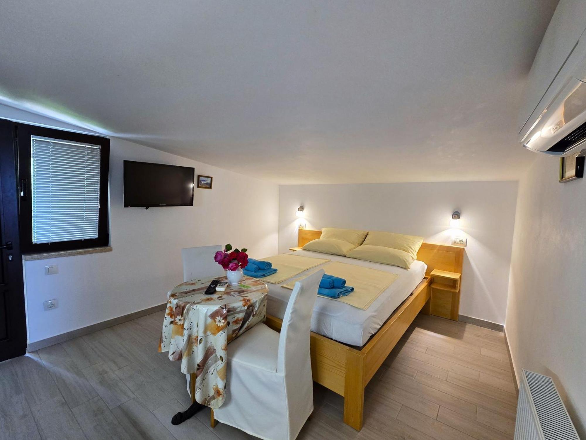 Keser Apartments Rovinj Buitenkant foto