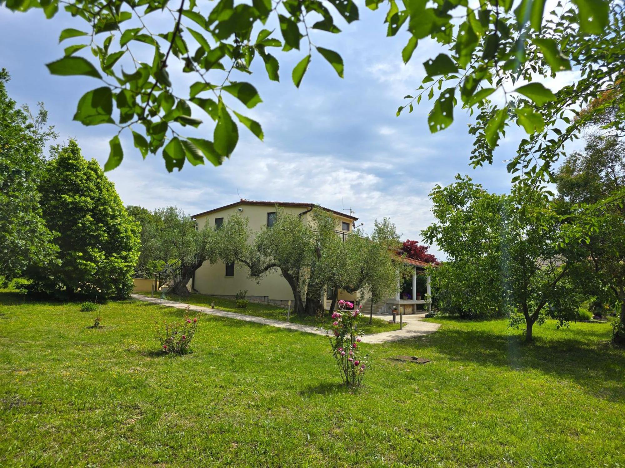 Keser Apartments Rovinj Buitenkant foto