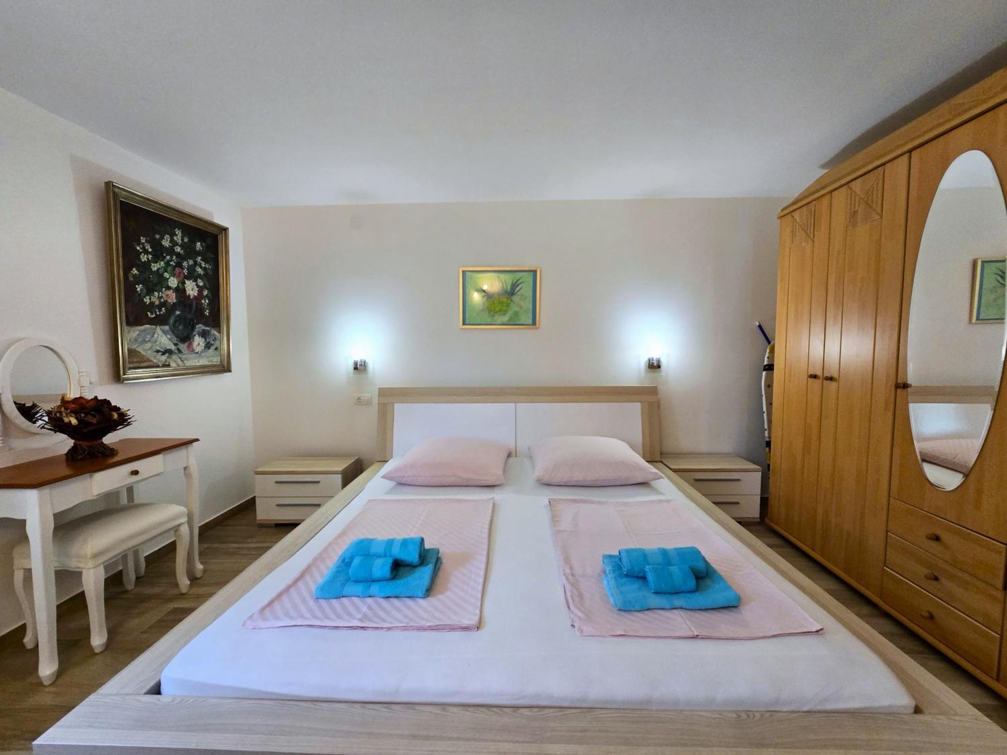 Keser Apartments Rovinj Buitenkant foto