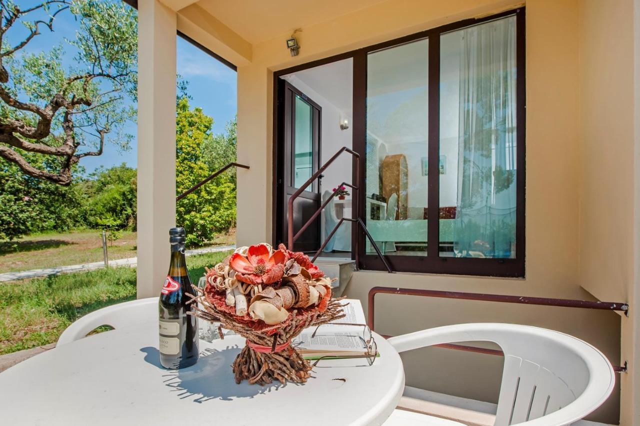 Keser Apartments Rovinj Buitenkant foto