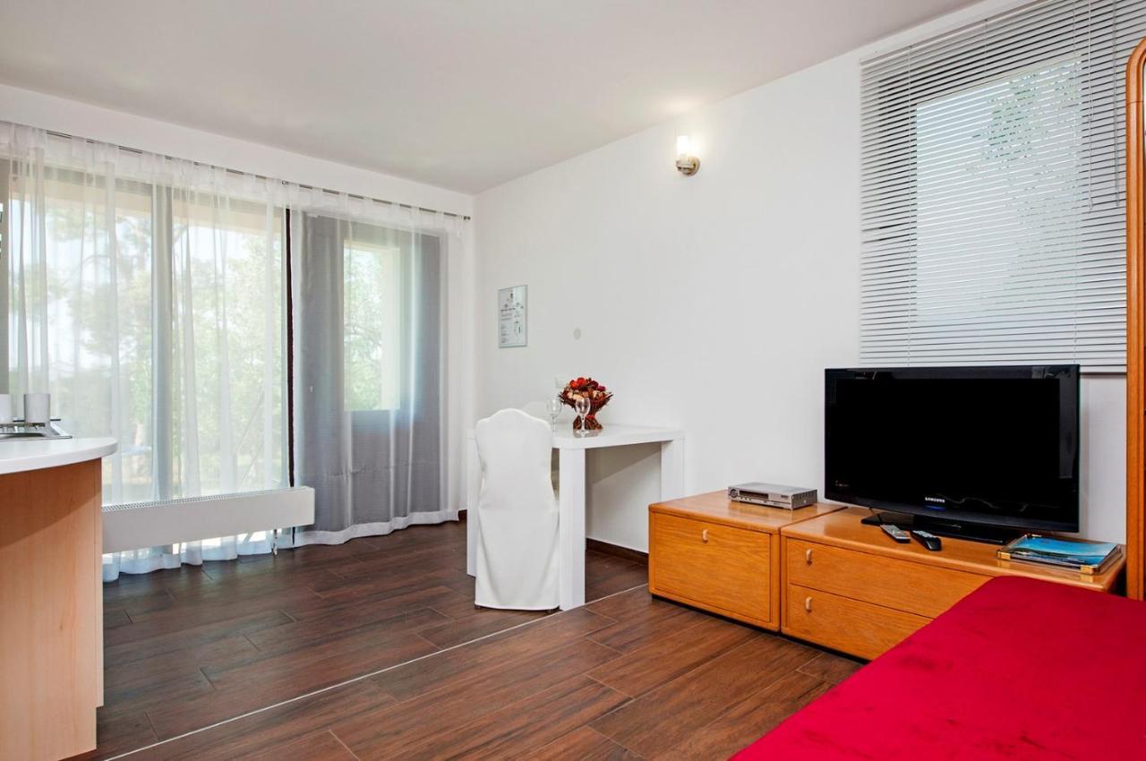 Keser Apartments Rovinj Buitenkant foto