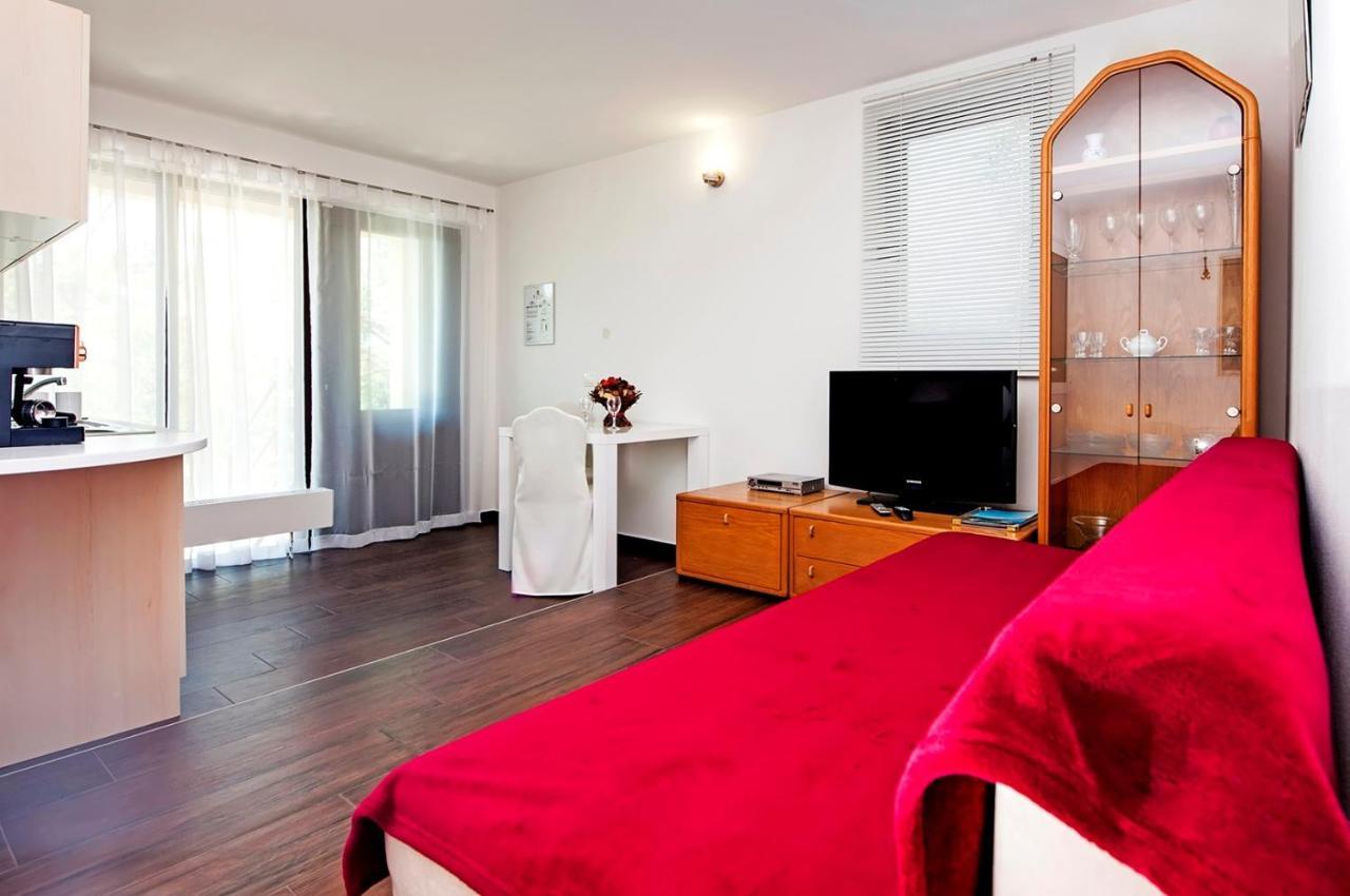 Keser Apartments Rovinj Buitenkant foto